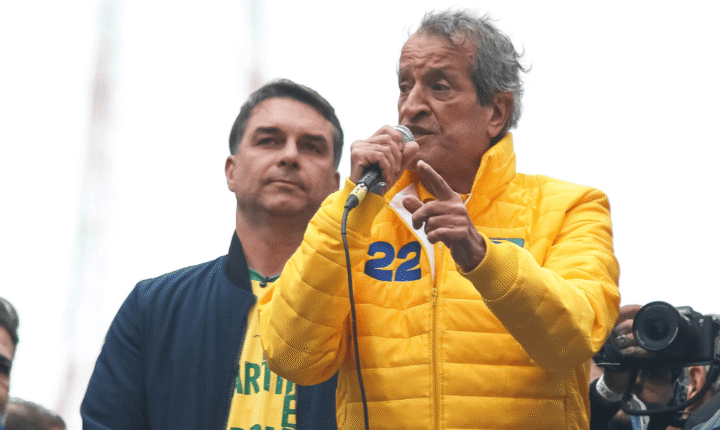 Valdemar diz ter desaprovado carta de Flávio Bolsonaro: ‘Não gostei’