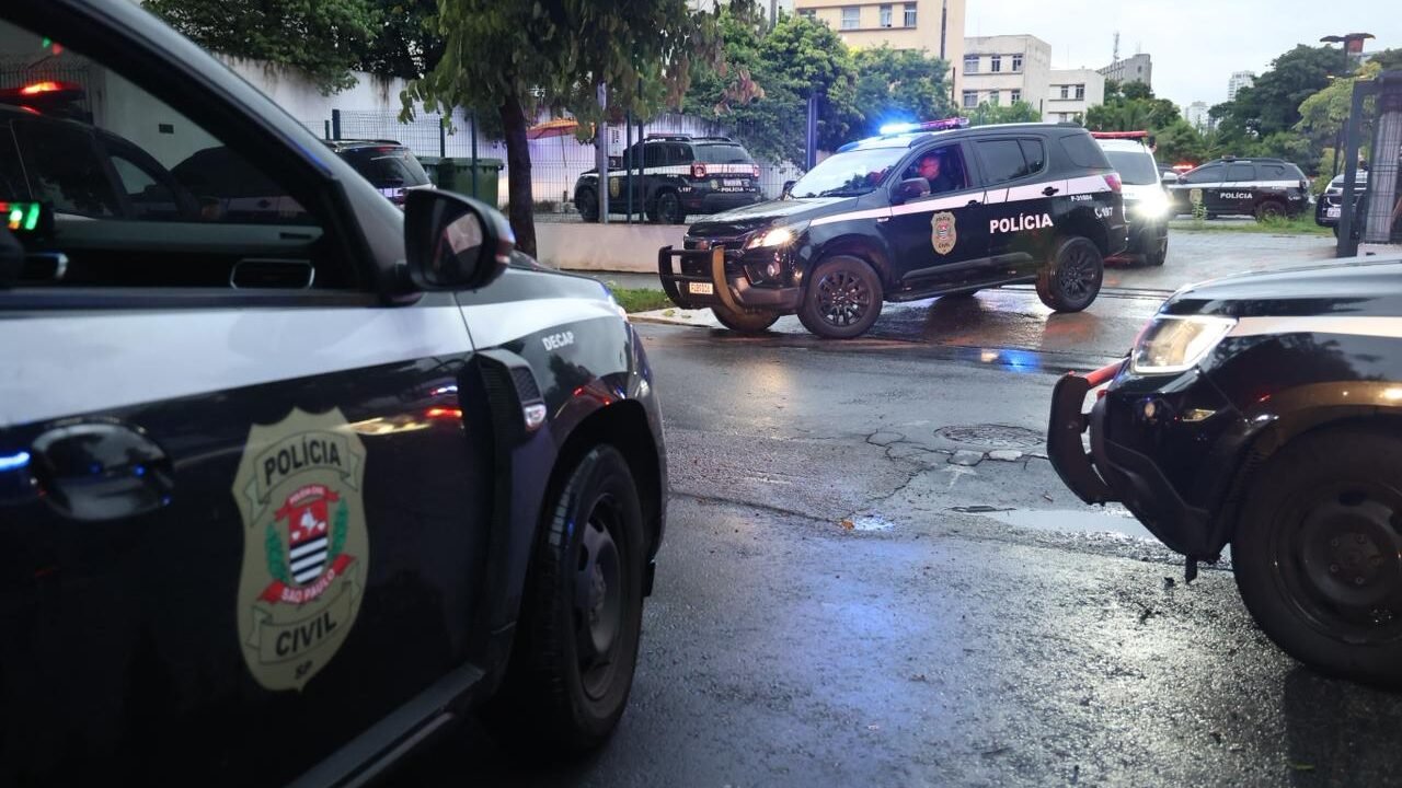 Operação da Polícia Civil prende cinco investigados por infiltração do crime organizado no transporte coletivo de SP