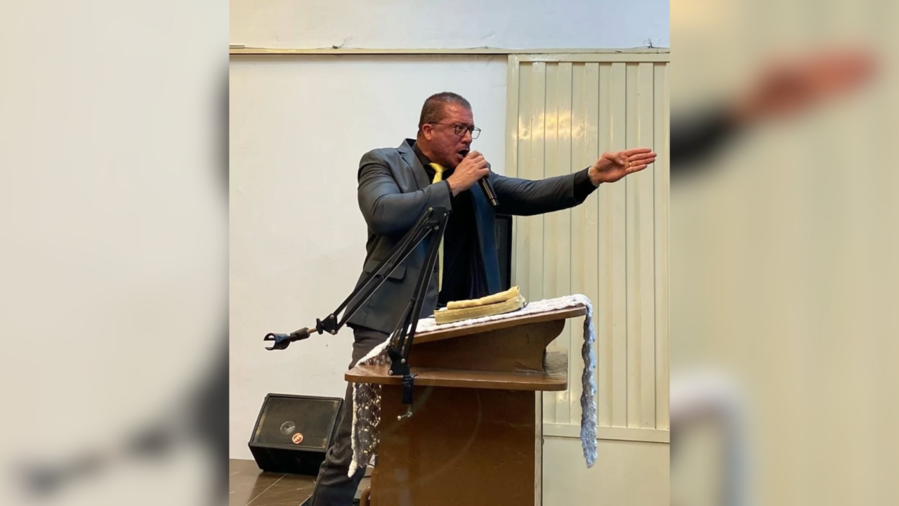 Pastor envolvido em incidente mortal em motel já tinha histórico de violência doméstica e posse de arma
