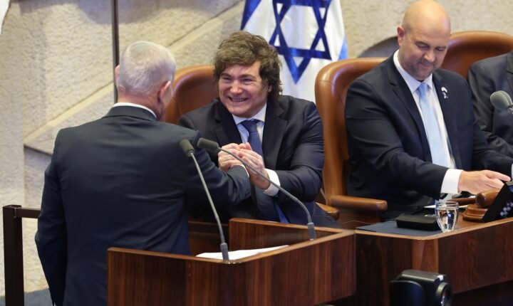 Após ignorar Lula, Milei parabeniza Netanyahu por votação em Israel