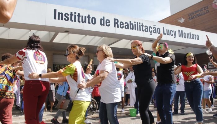 28013837-d6ed-4a35-8052-f65ce3f4fdb3