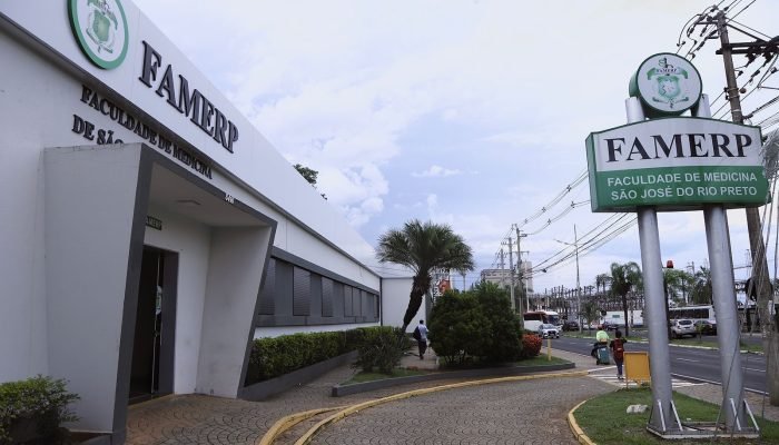 6db24a4c-7ec4-4611-8a94-726ec794c294