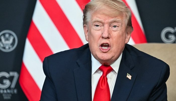 Trump suspende ataque ao Irã após 'parâmetros de um acordo serem acertados' Mandel NGAN / AFP