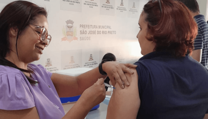 CHIKUNGUNYA_VACINA_CAPA_351dbe0b1a