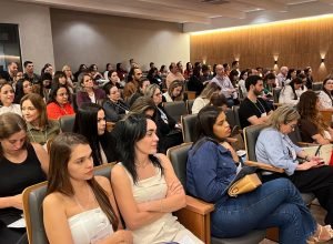 Evento tem como objetivo capacitar profissionais da atenção primária com foco na identificação precoce de lesões suspeitas, diagnóstico e encaminhamento adequado dos pacientes com câncer de boca