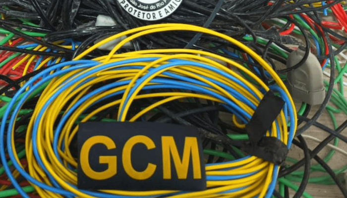 FURTO_DE_FIOS_a5c15e765e