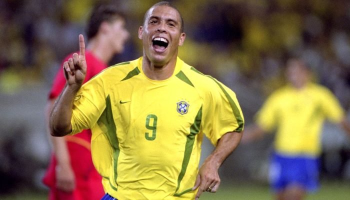 Ronaldo foi o camisa 9 da Seleção Brasileira em três Copas  • Photo by Mark Leech/ Getty Im...