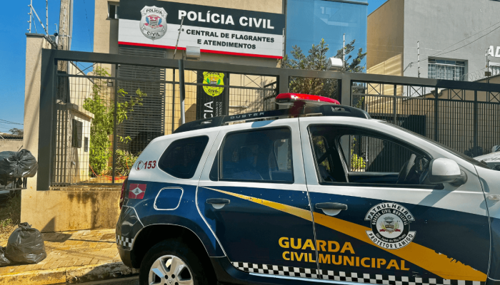 VIATURA_GCM_NA_CENTRAL_DE_FLAGRANTES_9442b65b4a