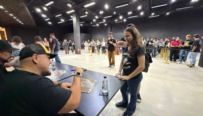Noite de autógrafos com Raimundos! Foto: assessoria de imprensa