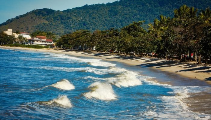 A orientação de aguardar 24 horas após chuvas fortes é uma medida preventiva. Foto: Divulgaç...