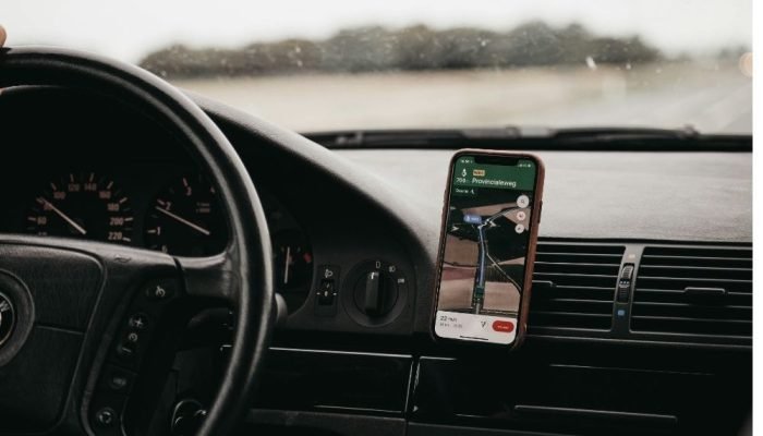 carro por aplicativo Isaac Mehegan/Unsplash