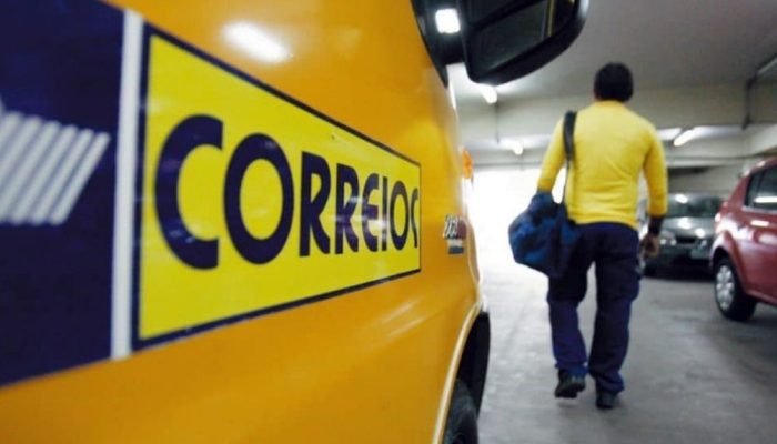 Os Correios haviam solicitado que a paralisação fosse considerada abusiva e que as entidades re...