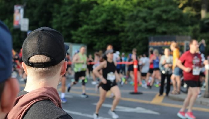 Maratonista morreu na meia maratona da SP City Marathon Theo/Unsplash
