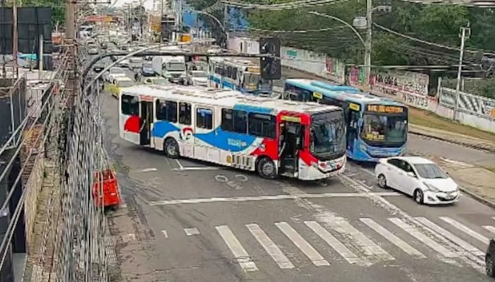 © Frame câmera de segurança prefeitura-RJ