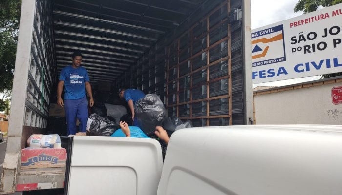 Defesa Civil de Rio Preto envia doações às vítimas do temporal no Litoral Norte