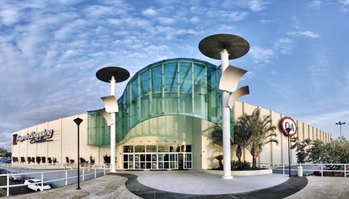 ASCII   Kolor stitching | 12 pictures | Size: 7000 x 4455 | Lens: Standard | RMS: 2.70 | FOV: 149.19 x 94.97 ~ 24.03 | Projection: Spherical | Color: LDR |