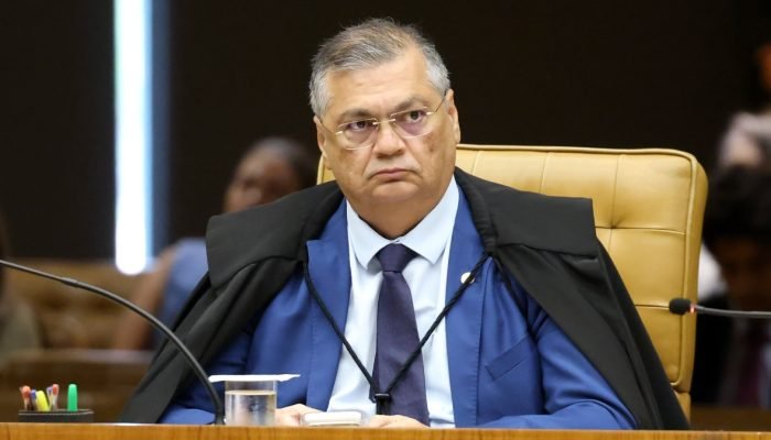 Decisão ocorre após Dino bloquear recursos do presidente nacional do PL, Valdemar Costa Neto, e...