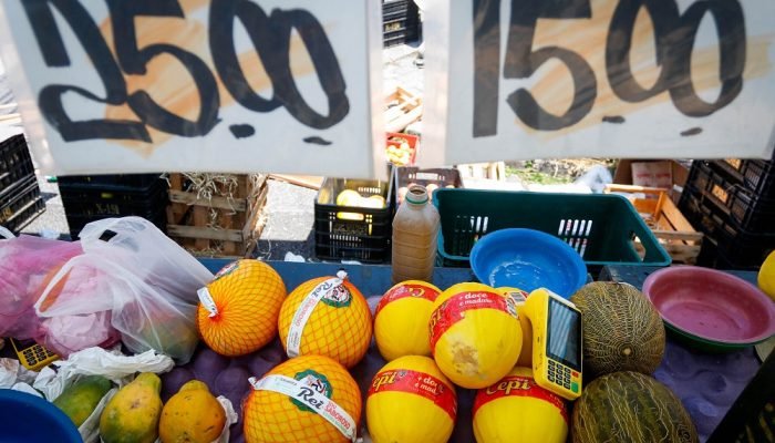 O Índice de Preços de Alimentos da FAO mede as mudanças em uma cesta de produtos alimentícios...