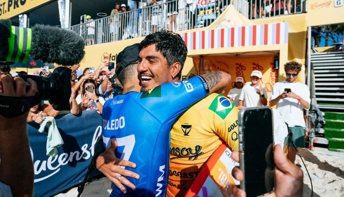 © Andrew Shield/World Surf League/Direitos Reservados