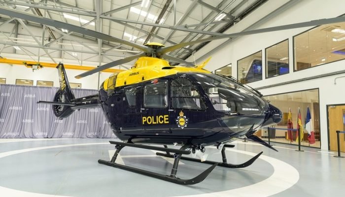 helicoptero-airbus-h135-npas-reino-unido_widelg
