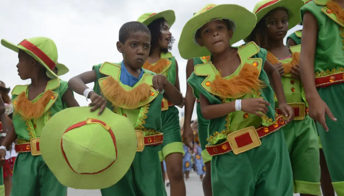A escola de samba Tijuquinha do Borel, durante desfile das Escolas de Samba Mirins na Sapucaí. 
