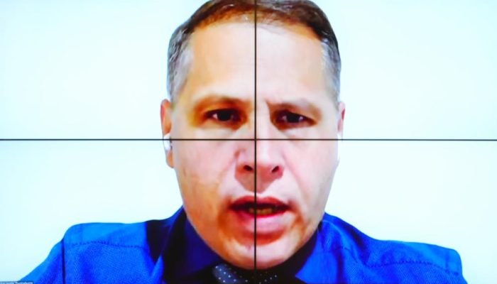 Defesa de ex-assessor do TSE protesta contra intimação por edital e avisa o não comparecimento.