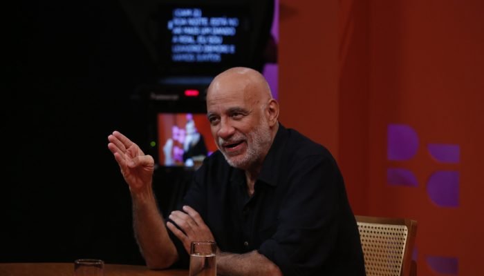 Sociólogo é alvo de notícia-crime por acusar "lobby judeu" de ser o financiador de Epstein