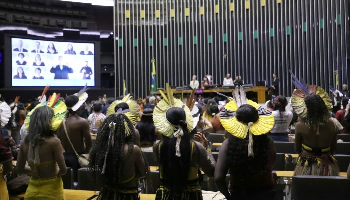 Em meio a impasse com STF, Congresso quer incluir marco temporal na Constituição para resolver ...