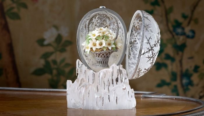 O "Ovo de Inverno" de 1913 será leiloado em dezembro  • Christie's via CNN Newsource