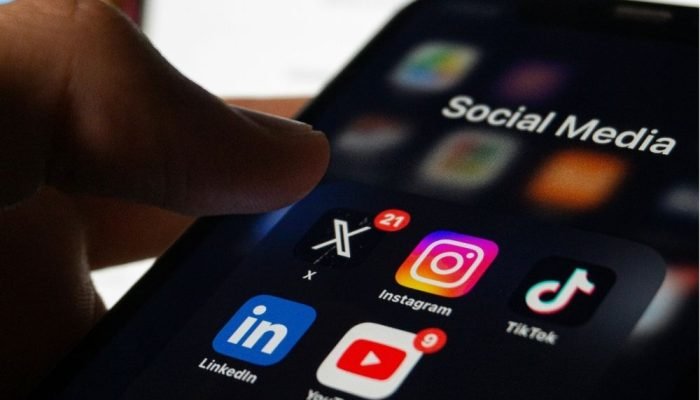 . Redes sociais expõem jovens a comparação excessiva Berke Citak/unsplash