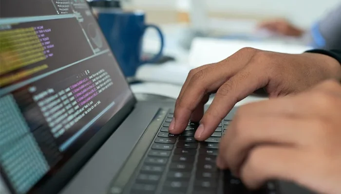 O burnout é um problema moderno, associado à era pós-internet. Foto: Divulgação/Governo de SP