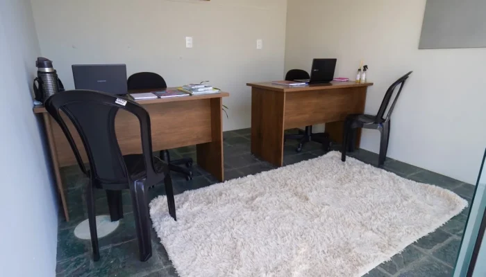 A Casa da Mulher dispõe de 20 vagas, sendo dez destinadas a mulheres de Mogi Guaçu e dez para M...